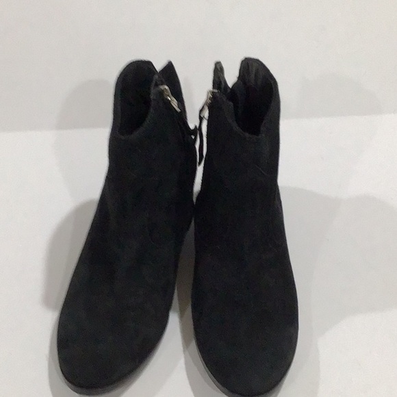 Sam Edelman black suede ankle booties size 6 - Picture 2 of 5